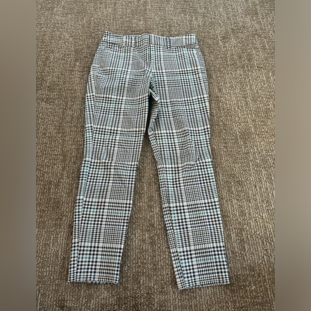 Old Navy Black and White Plaid Pixie Pants